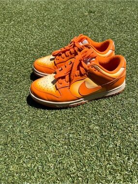 Nike Dunks Orange Low-Top Sneakers with Light Yellow Accents woman’s sz 6